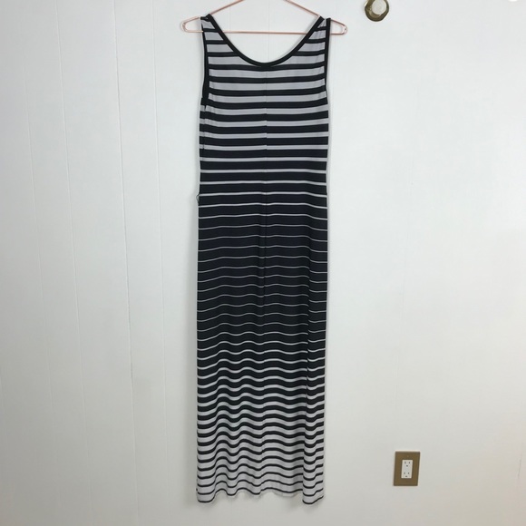 roz & Ali 10 Petite Sleeveless Striped Maxi Dress - Picture 7 of 10